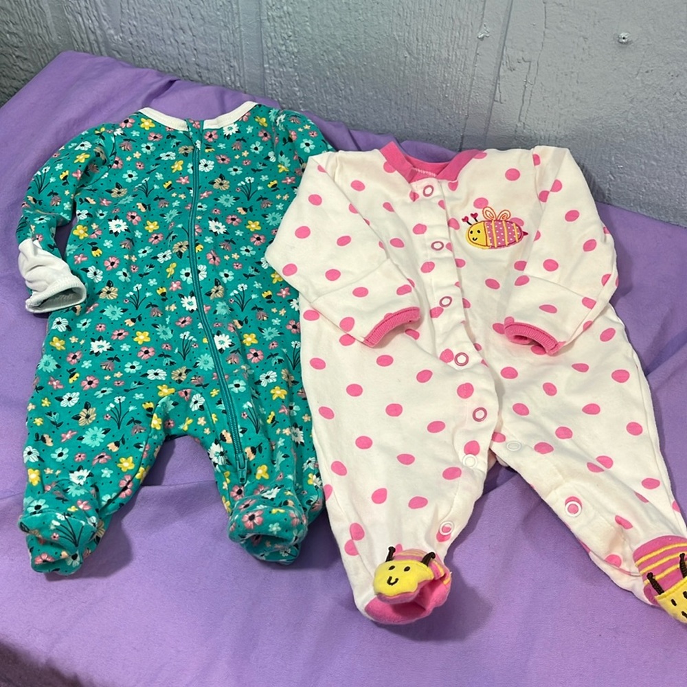 Newborn pjs 💜 5 for $10